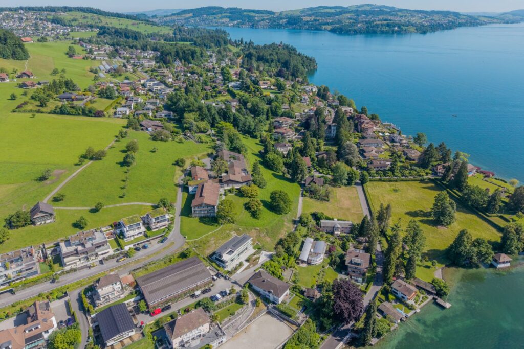 Drohenaufnahme, Chrischona-Areal in Horw am Vierwaldstättersee