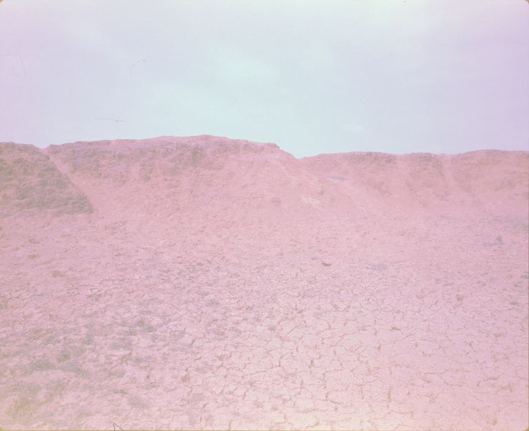 Bild "Pink Landscapes" aus dem Werkkomplex "How to dismantle a bomb", Marco Frauchiger