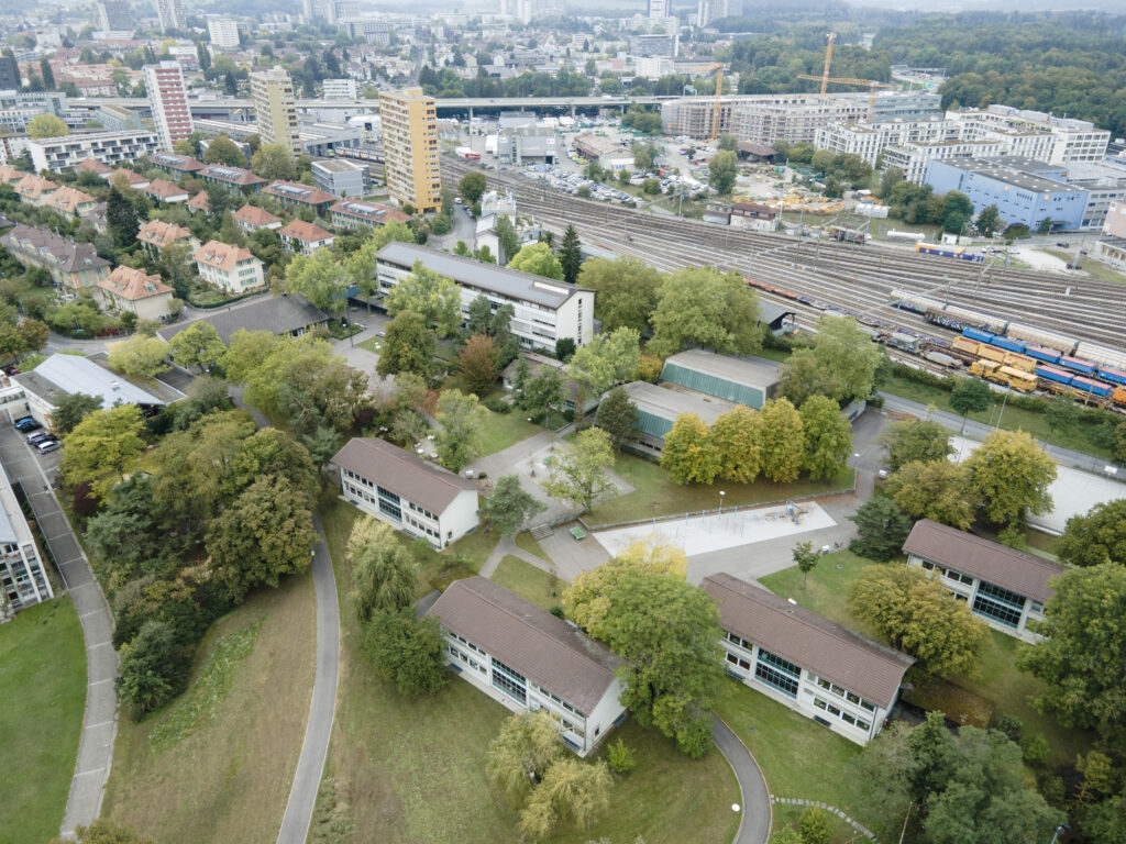 Sanierung Aussenraum Volksschule Steigerhubel Bern