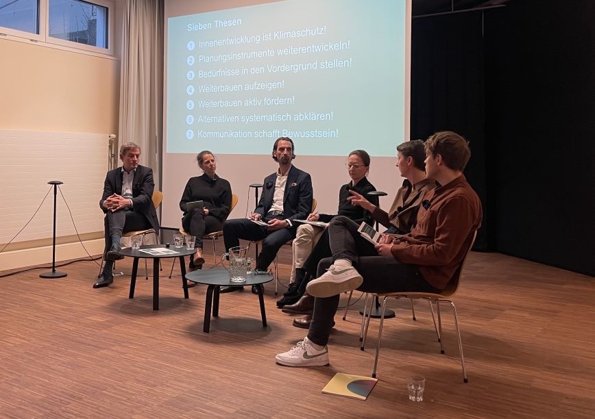 Kolloquium "Weiterbauen! Thesen und Taten der Raumplanug. Podiumsdiskussion
