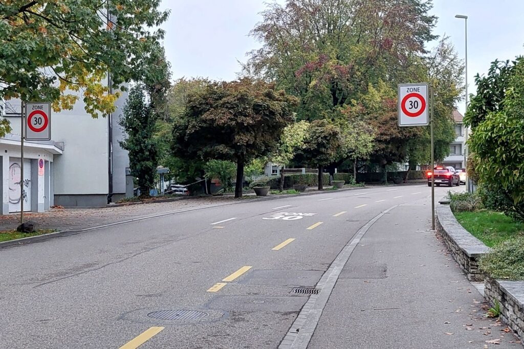 Signalisation Tempo 30, Kantonsstrasse Birsfelden